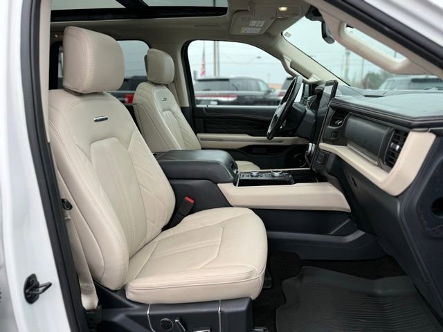 Certified 2022 Ford Expedition Platinum image 21
