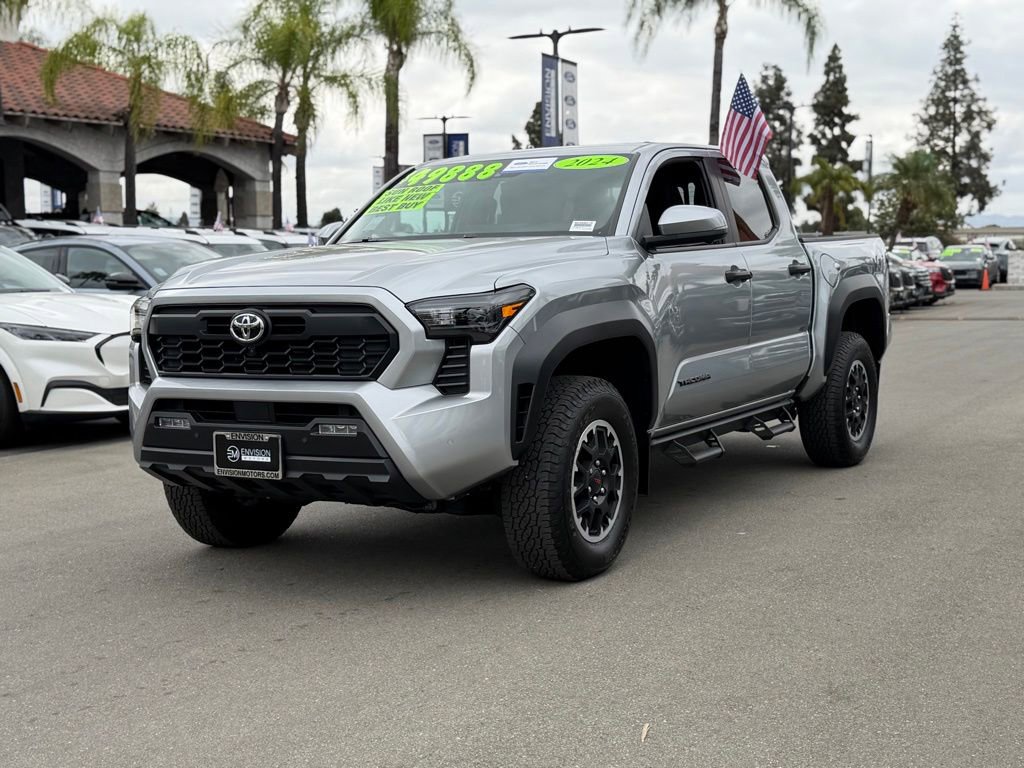 Used 2024 Toyota Tacoma TRD Off-Road w/ TRD Off Road Premium Package AWD/4WD image 6