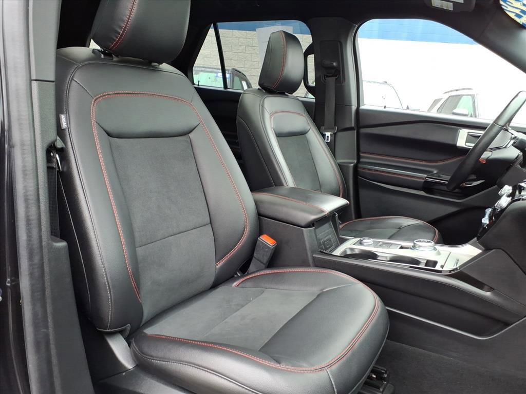 Certified 2022 Ford Explorer ST-Line w/ Class IV Trailer Tow Package image 16