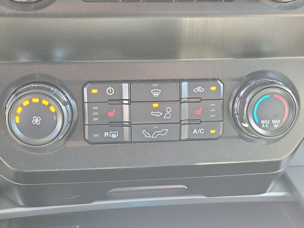 Certified 2020 Ford F150 XLT w/ Equipment Group 302A Luxury AWD/4WD image 30