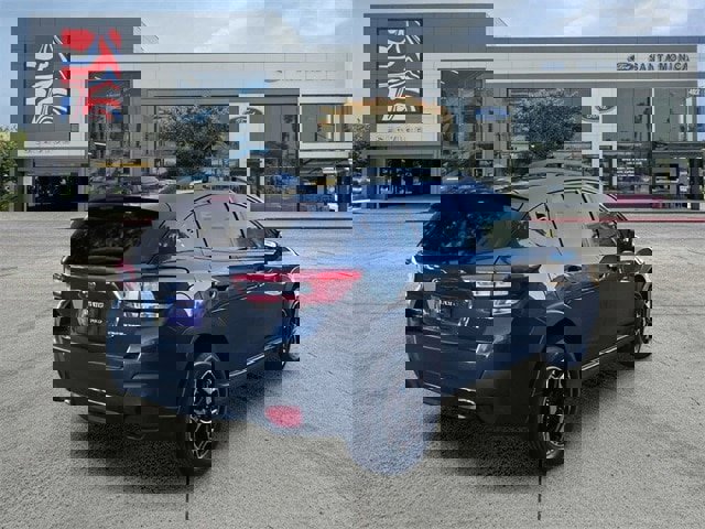 Used 2019 Subaru Crosstrek 2.0i Premium image 3