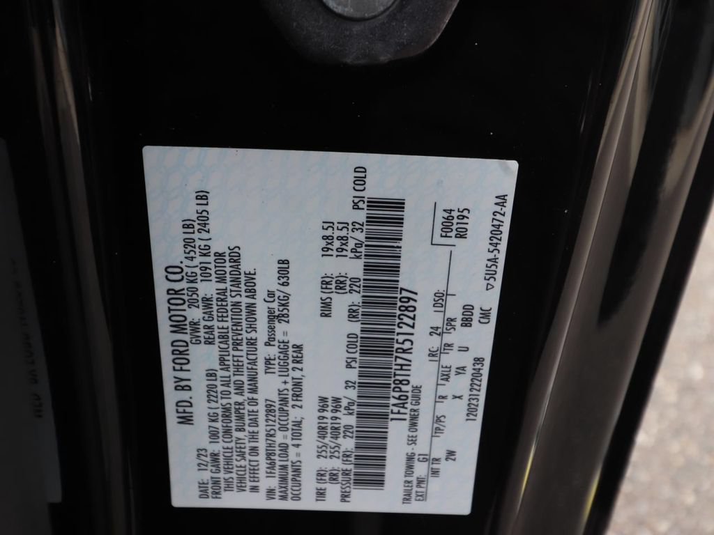 Certified 2024 Ford Mustang Coupe RWD image 21