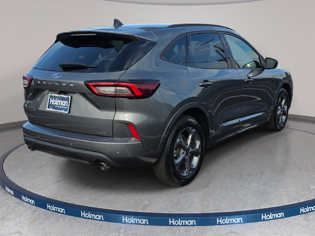 Certified 2023 Ford Escape ST-Line w/ Tech Pack #1 FWD image 5