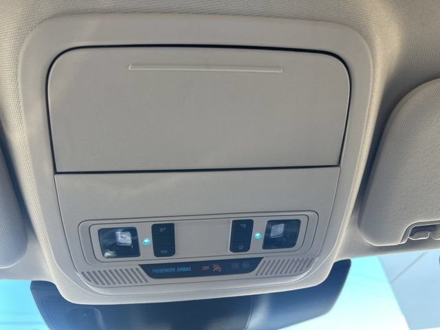 Certified 2022 Ford Explorer XLT w/ Equipment Group 202A AWD/4WD image 24