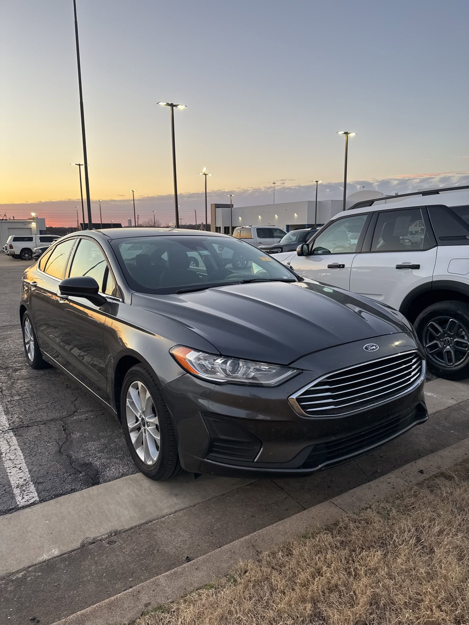 Certified 2019 Ford Fusion SE image 4