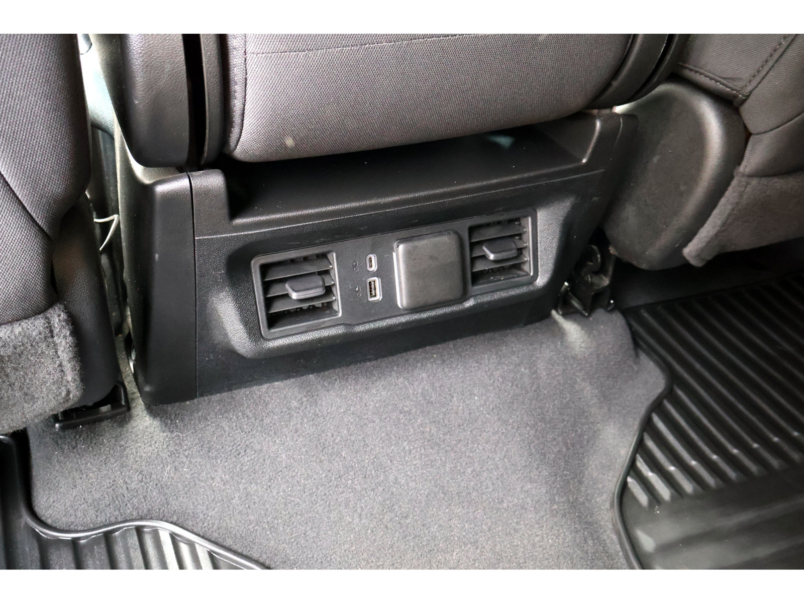 Used 2024 Chevrolet Silverado 1500 LT w/ Convenience Package II RWD image 23