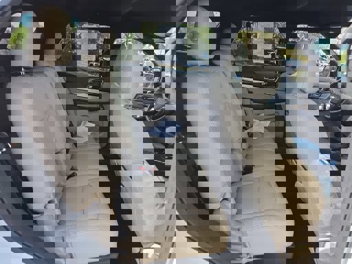 Certified 2018 Ford Explorer XLT image 20