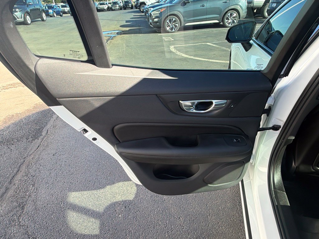 Used 2024 Volvo S60 B5 Plus AWD/4WD image 24