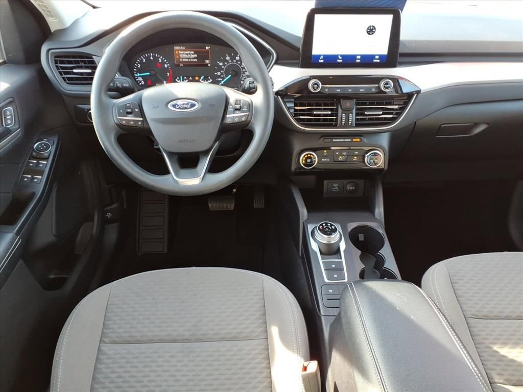 Certified 2022 Ford Escape SE image 9