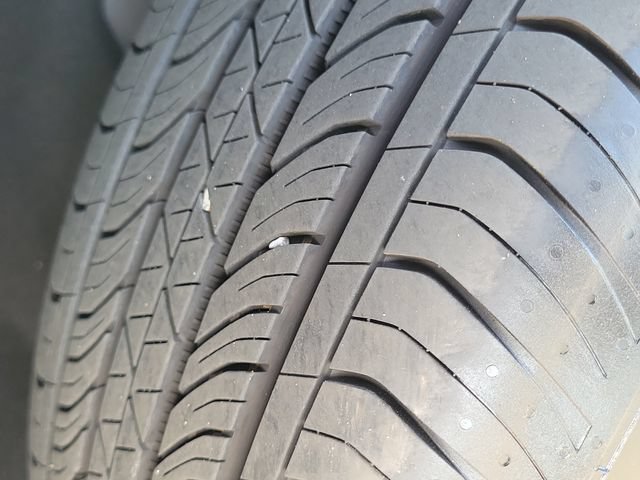 Certified 2025 Ford Maverick XL FWD image 25