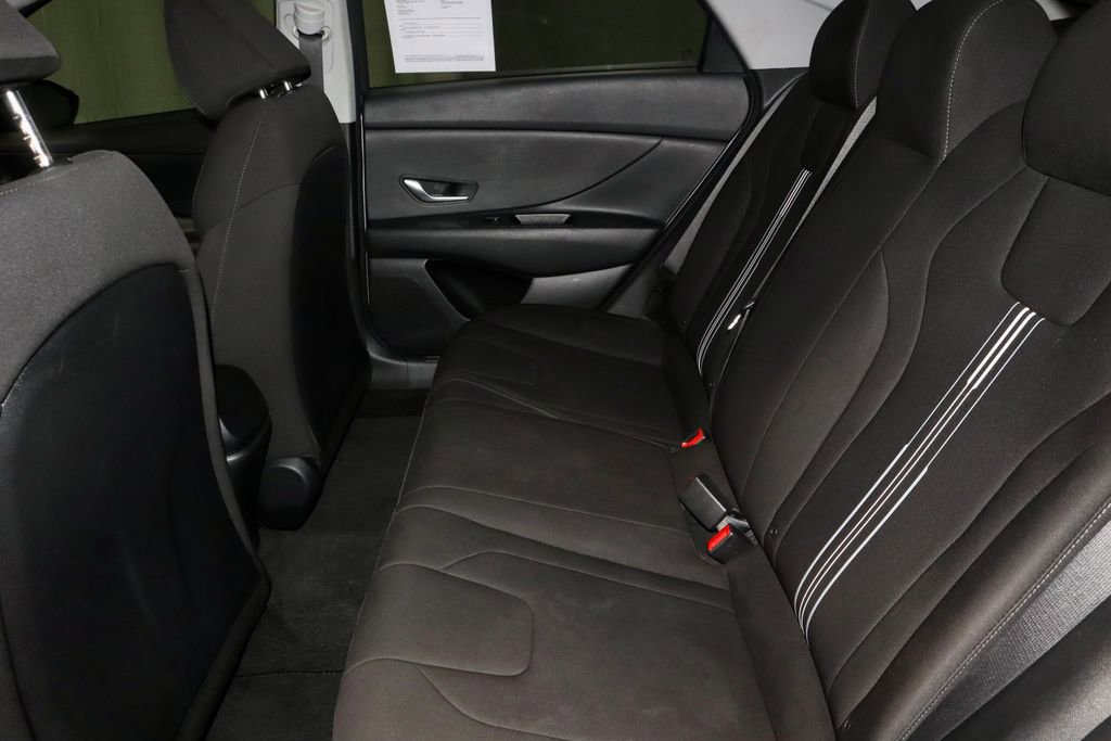 Used 2023 Hyundai Elantra SEL FWD image 20