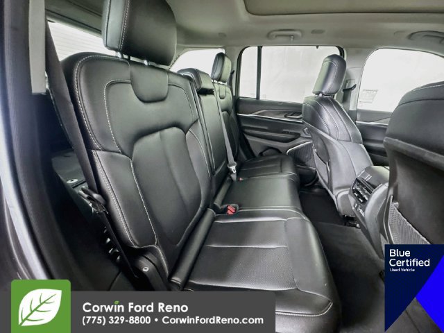 Used 2023 Jeep Grand Cherokee 30th Anniversary AWD/4WD image 30