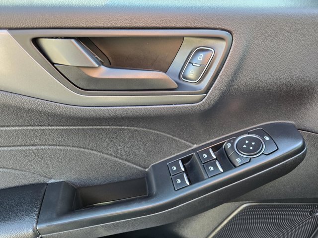 Certified 2025 Ford Escape Active AWD/4WD image 18