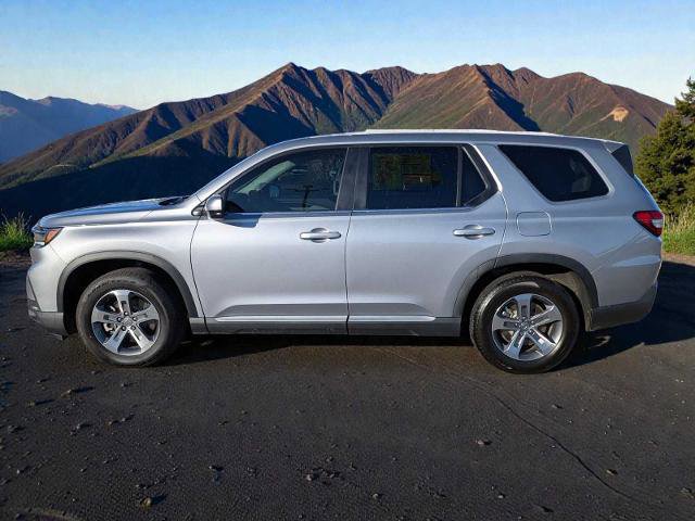 Used 2025 Honda Pilot EX-L image 6