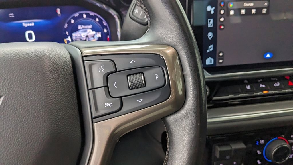 Used 2024 Chevrolet Silverado 3500 High Country w/ High Country Premium Package image 34