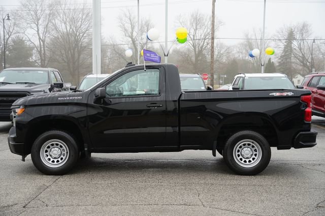 Used 2025 Chevrolet Silverado 1500 W/T w/ Trailering Package image 2