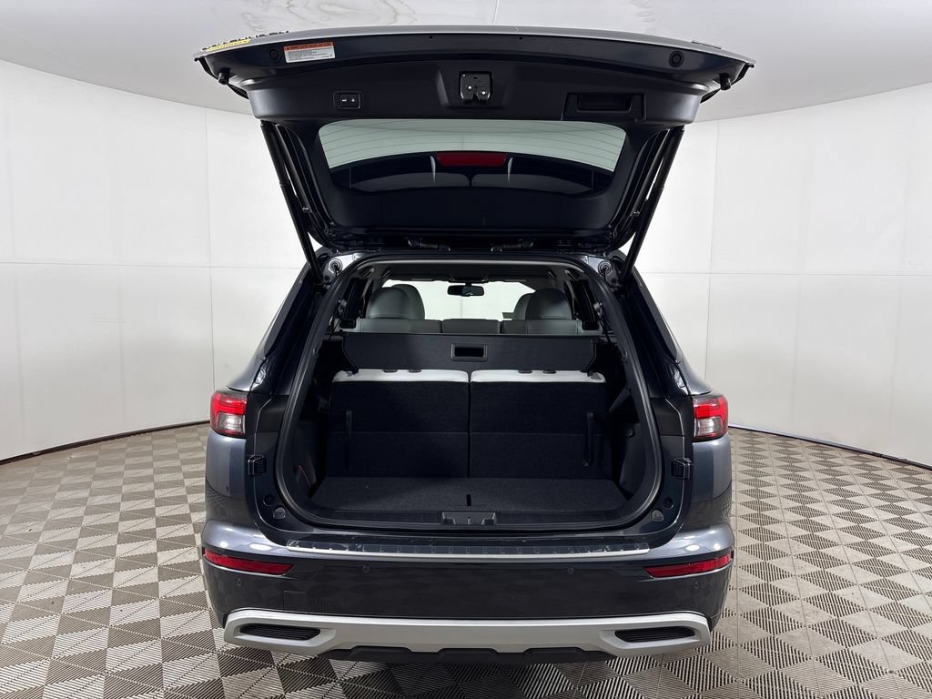 Used 2024 Mitsubishi Outlander SEL FWD image 18