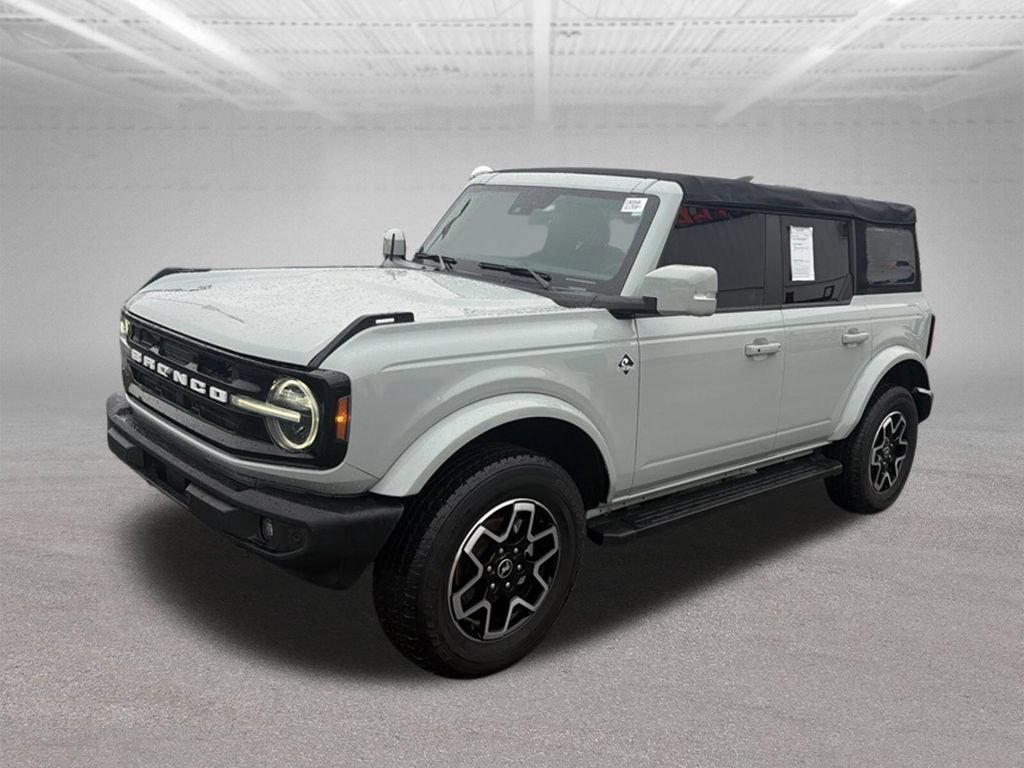 Certified 2023 Ford Bronco Outer Banks AWD/4WD image 4