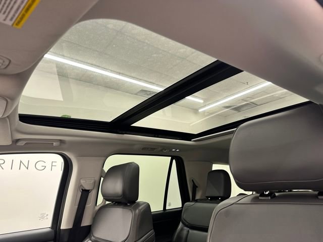 Certified 2025 Ford Expedition Active image 32