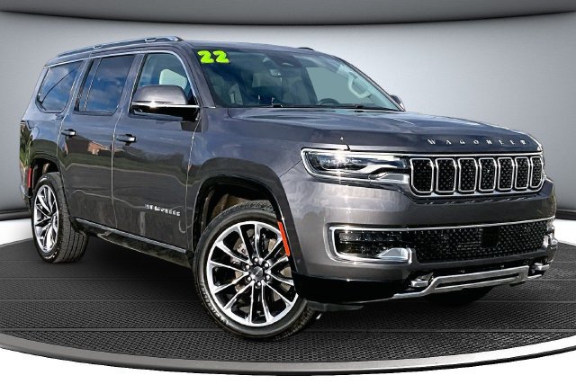 Used 2022 Jeep Wagoneer Series III w/ Premium Group I AWD/4WD image 3
