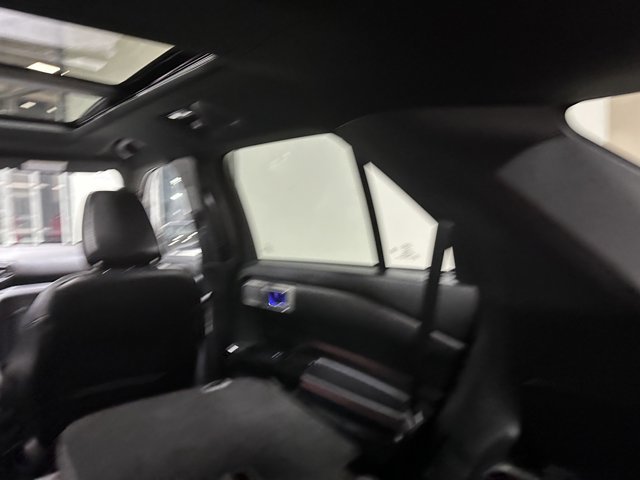Certified 2024 Ford Explorer ST-Line w/ Class IV Trailer Tow Package AWD/4WD image 21