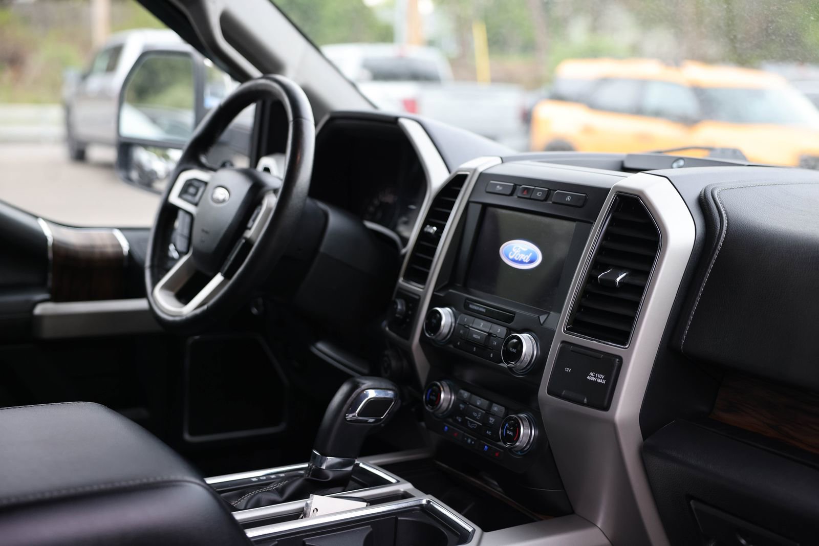 Certified 2020 Ford F150 Lariat w/ Equipment Group 502A Luxury AWD/4WD image 11