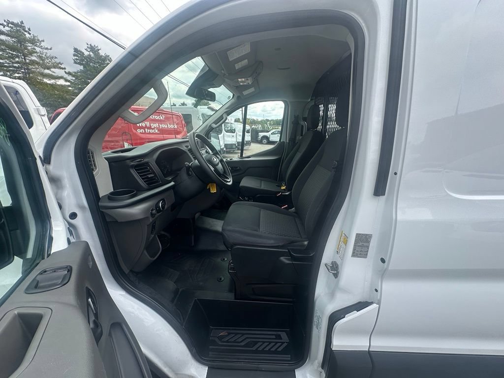 Certified 2025 Ford Transit 250 Low Roof w/ Exterior Upgrade Package RWD image 12