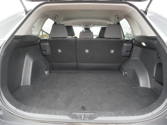 Used 2025 Toyota RAV4 XLE AWD/4WD image 17