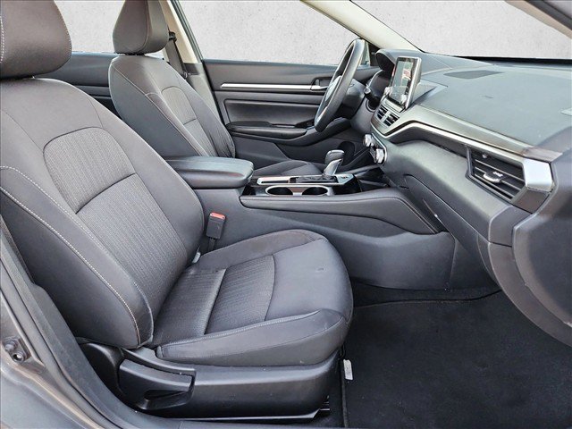 Used 2023 Nissan Altima 2.5 SV FWD image 19