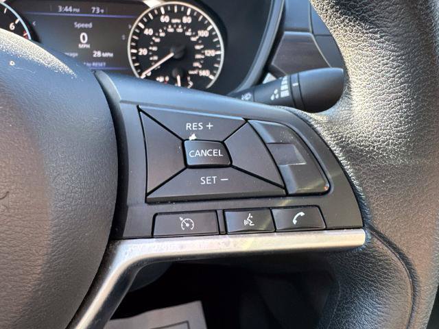 Used 2024 Nissan Altima 2.5 SV FWD image 12