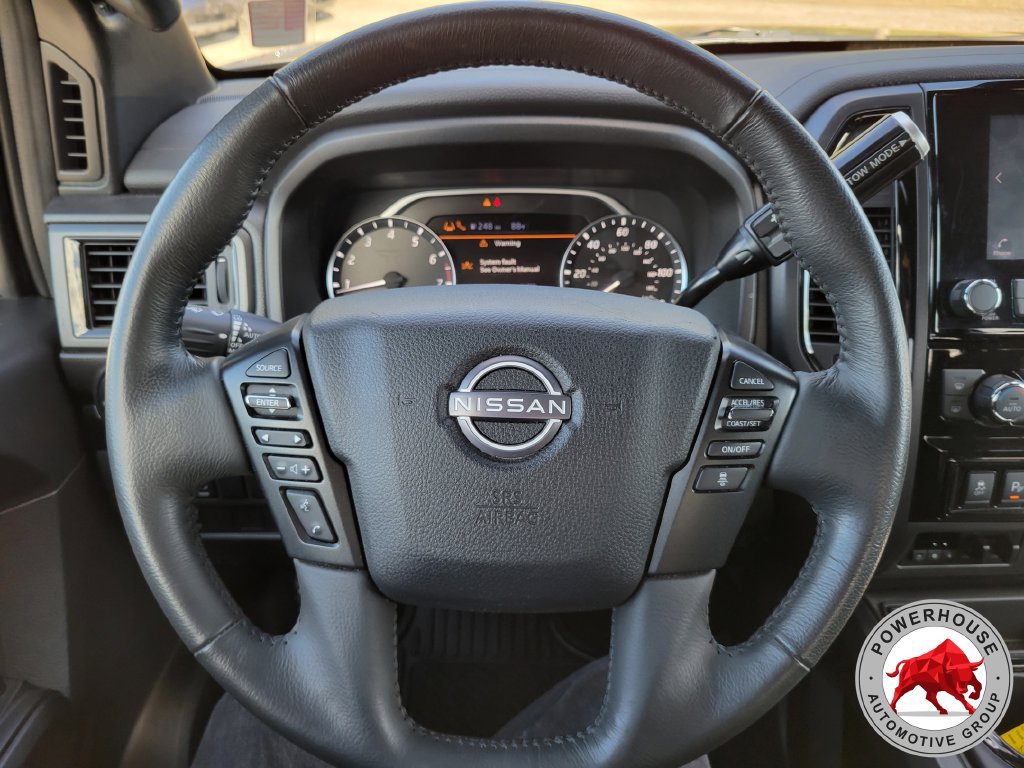 Used 2024 Nissan Titan SV w/ SV Convenience Package RWD image 32