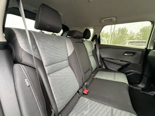 Used 2023 Nissan Rogue SV AWD/4WD image 38