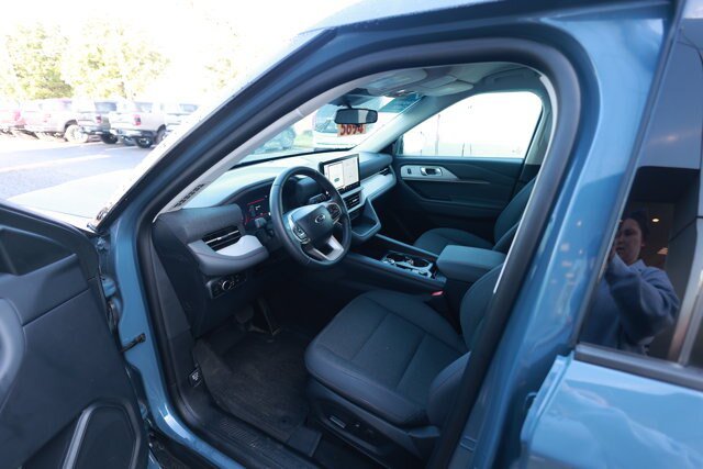 Certified 2026 Ford Explorer Active AWD/4WD image 13