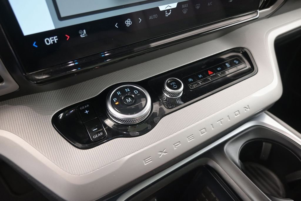 Certified 2025 Ford Expedition Max Active AWD/4WD image 18