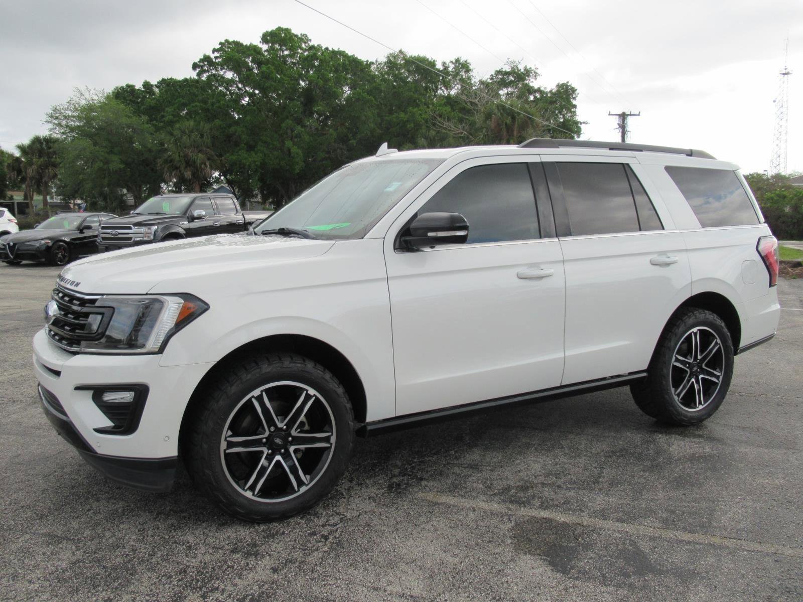 Certified 2021 Ford Expedition Limited RWD image 4