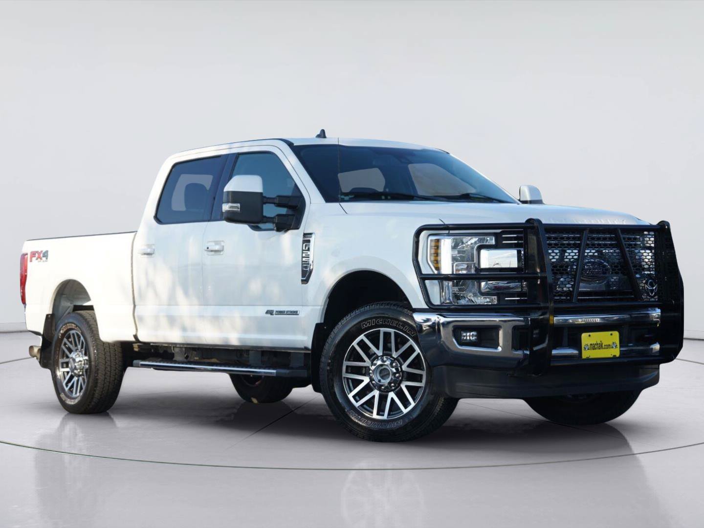 Certified 2019 Ford F250 Lariat w/ Lariat Ultimate Package AWD/4WD image 2