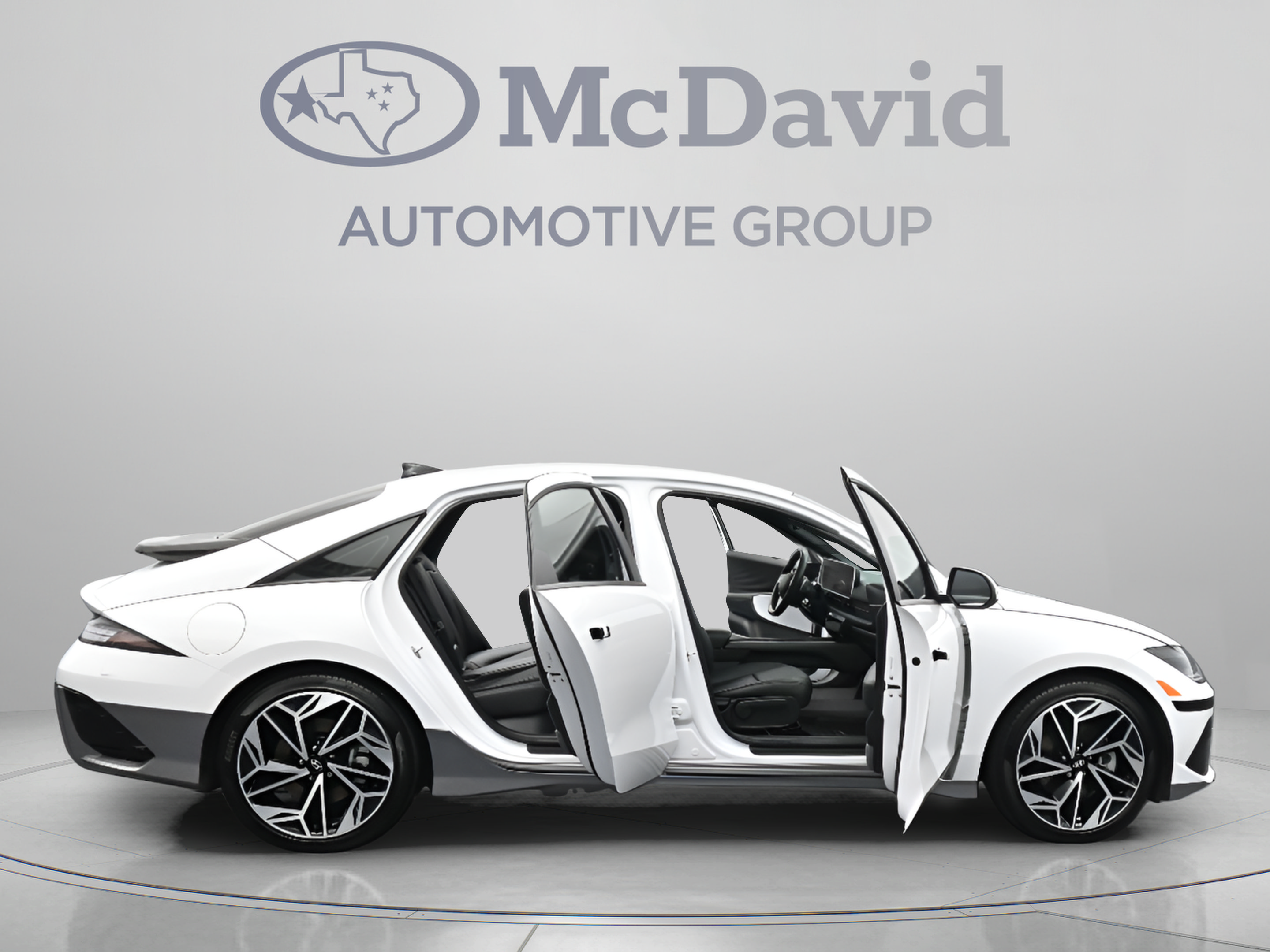Used 2025 Hyundai Ioniq 6 SEL RWD image 40