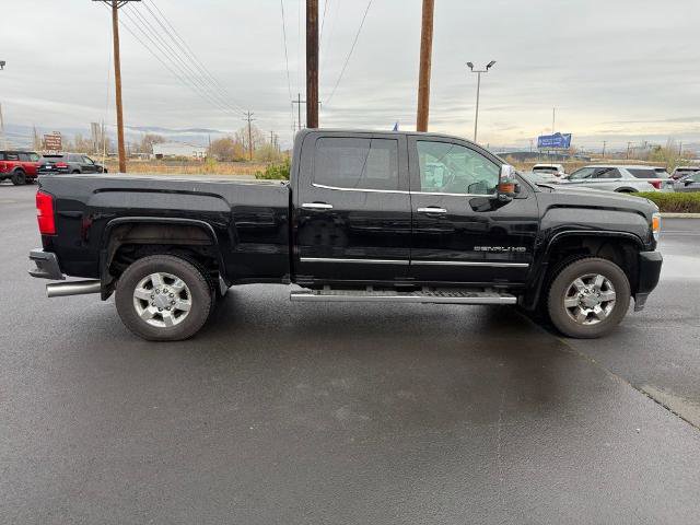 Used 2016 GMC Sierra 3500 Denali image 9
