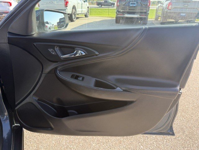 Used 2020 Chevrolet Malibu LT w/ Leather Package FWD image 31