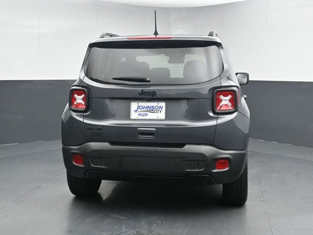 Used 2022 Jeep Renegade Altitude AWD/4WD image 10