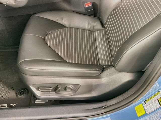 Used 2024 Toyota Camry SE FWD image 21