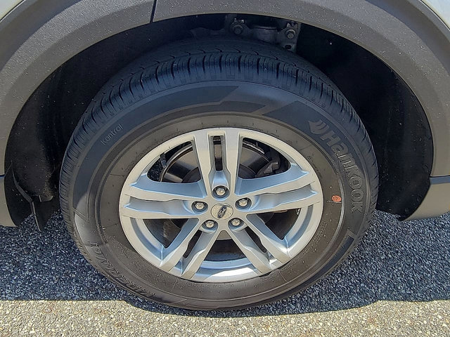 Certified 2020 Ford Explorer XLT w/ Comfort Package image 27