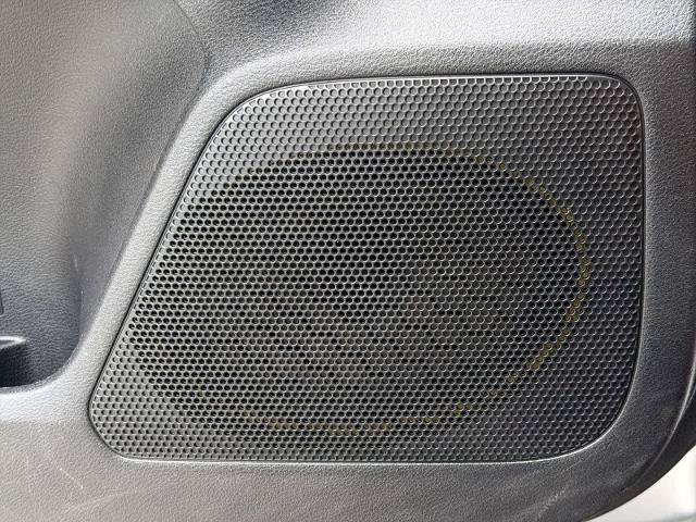 Used 2021 Toyota Tacoma SR5 AWD/4WD image 30