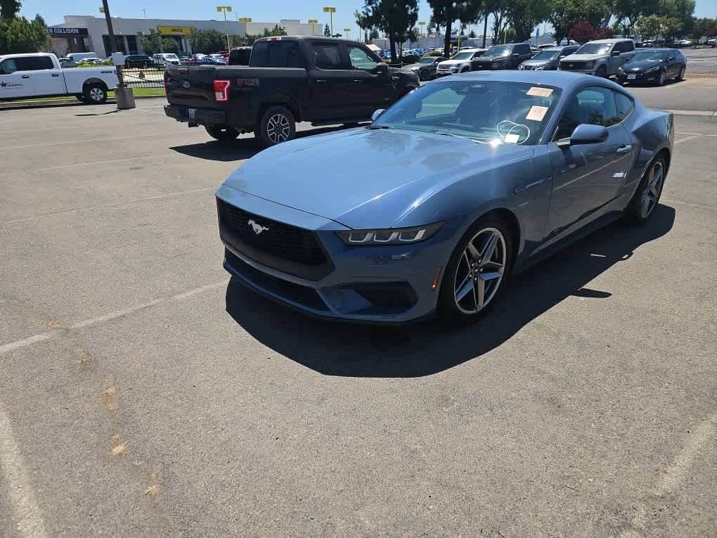 Certified 2024 Ford Mustang Coupe RWD image 1