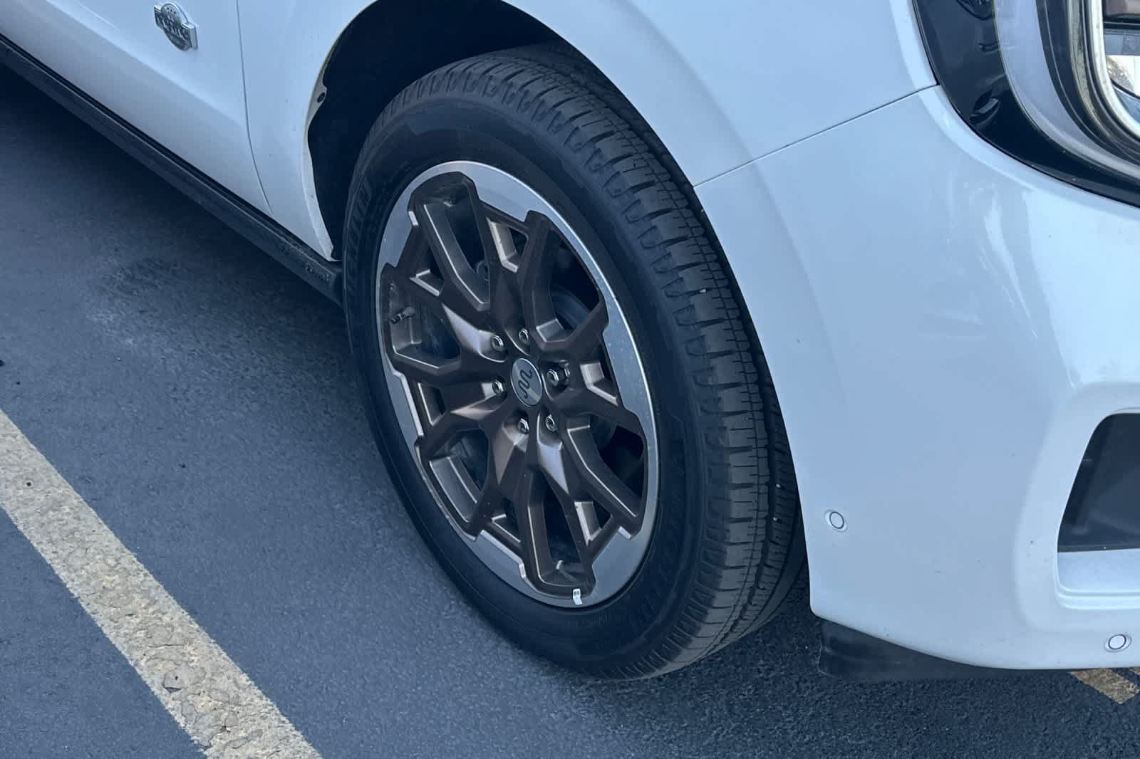 Certified 2025 Ford Expedition King Ranch AWD/4WD image 9