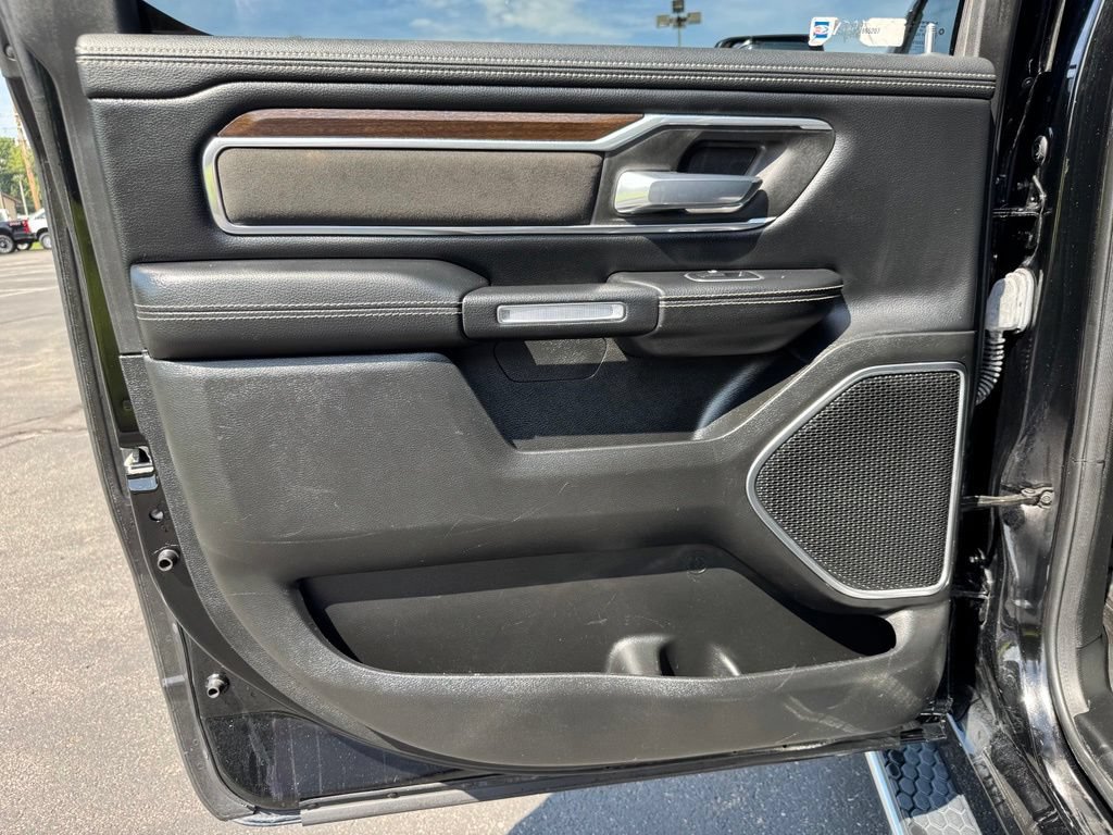 Used 2021 RAM 1500 Laramie AWD/4WD image 25