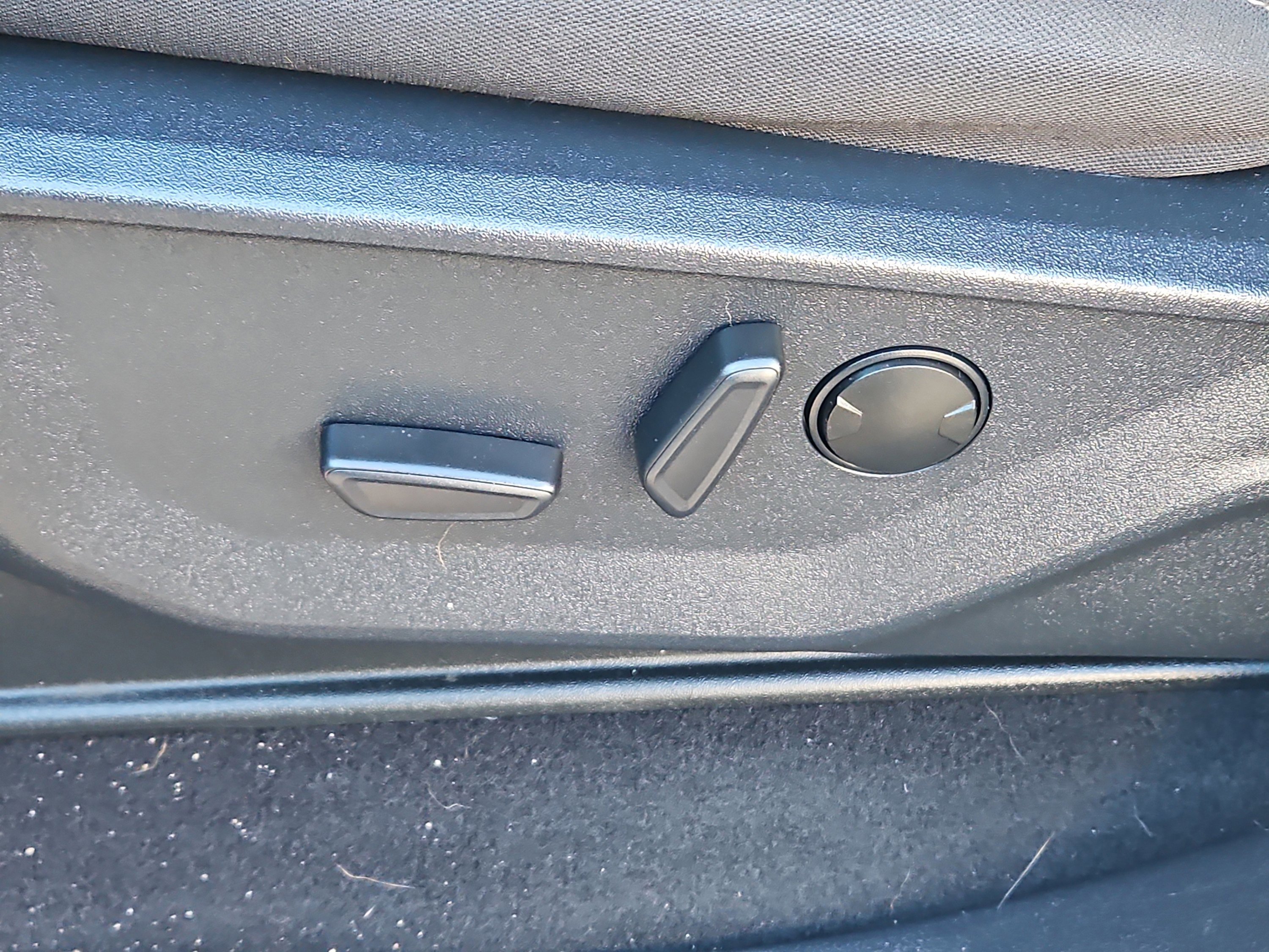 Certified 2023 Ford F150 XLT w/ Equipment Group 302A High image 22