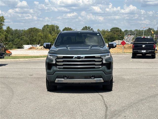 Used 2026 Chevrolet Silverado 1500 High Country w/ Technology Package AWD/4WD image 2