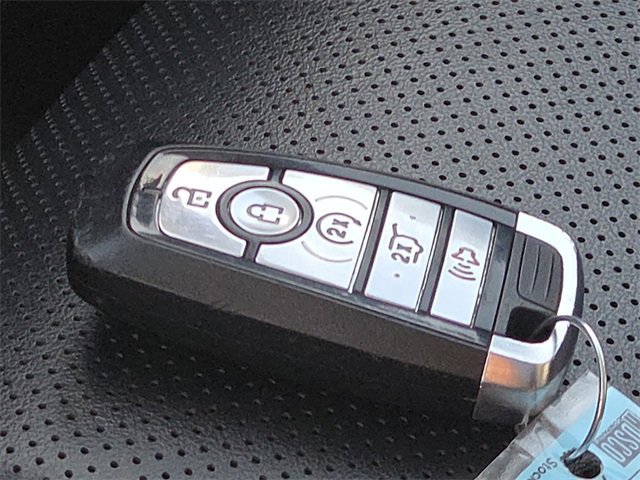 Certified 2022 Ford Expedition XLT image 40