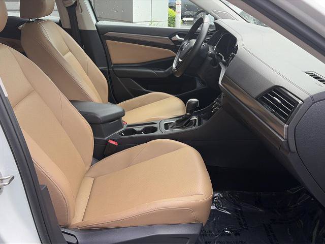 Used 2019 Volkswagen Jetta SEL FWD image 17